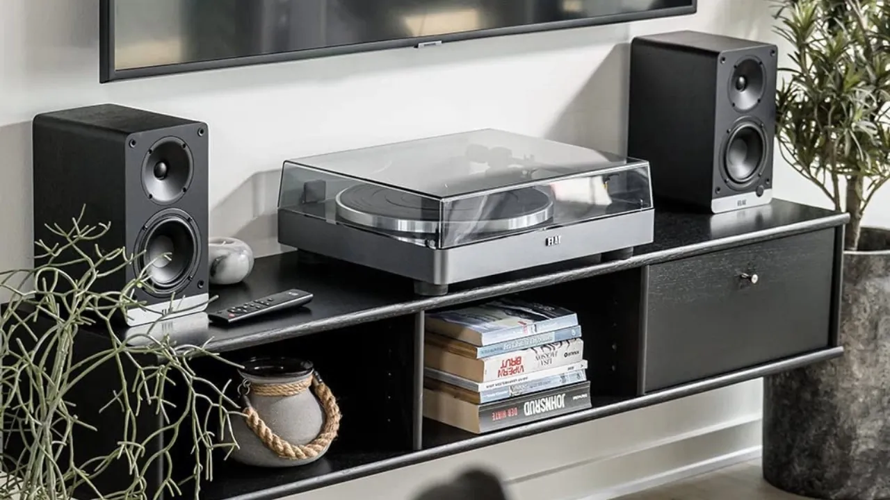 ELAC Debut ConneX DCB41 powered bookshelf speakers in a listening room